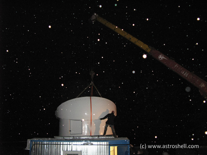 Установка купола обсерватории в Коуровке